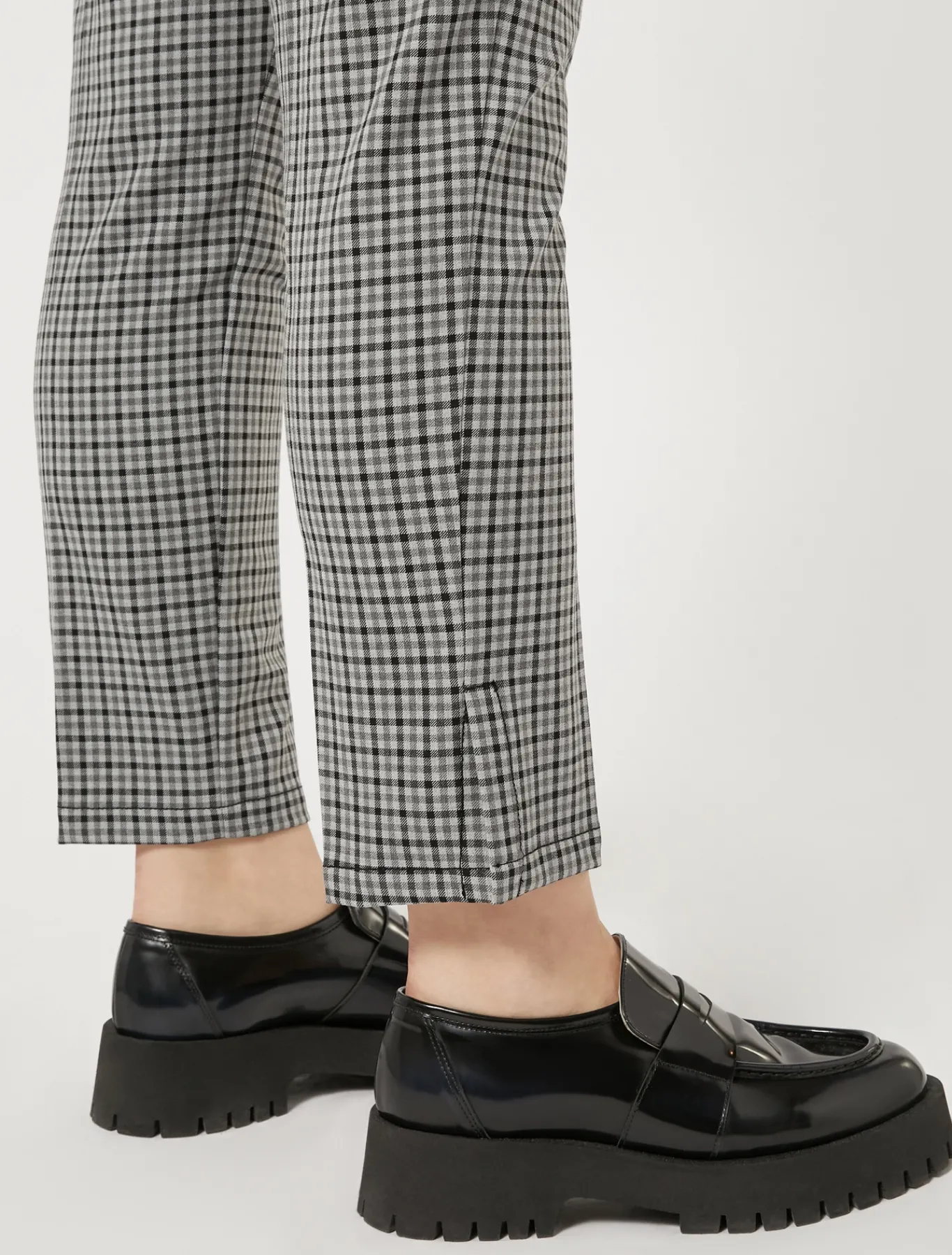 Marina Rinaldi Pantalon en sergé de viscose mélangée NOIR Best