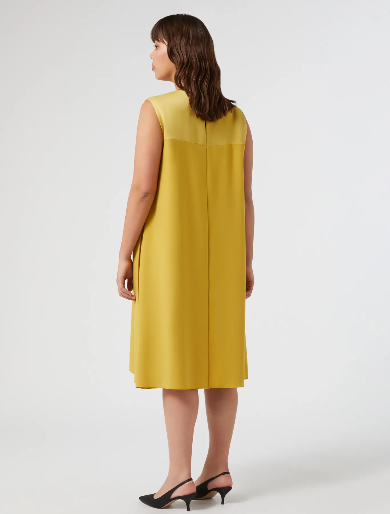 Marina Rinaldi Robe en crêpe envers satin OR Hot