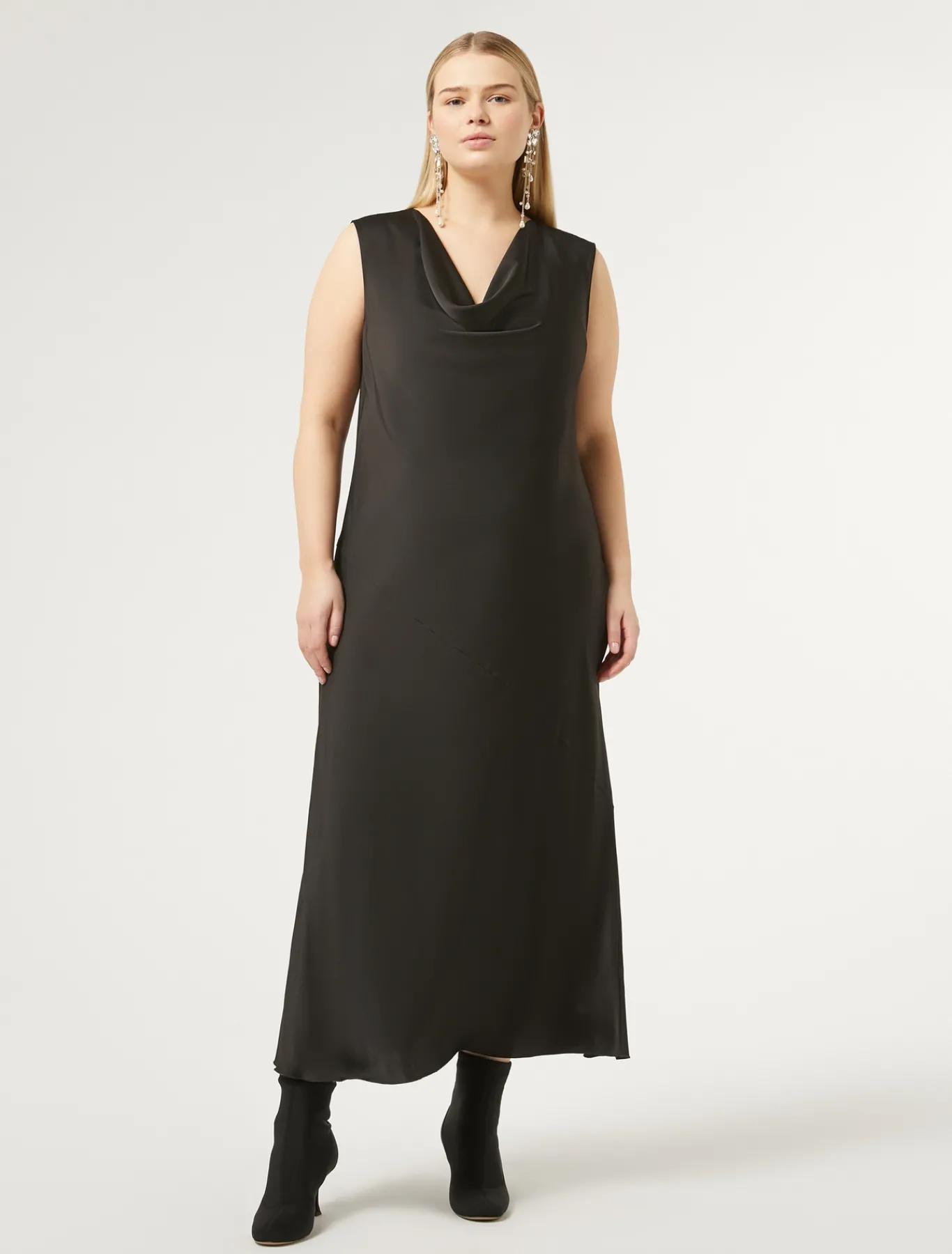 Marina Rinaldi Robe en tissu technique NOIR New